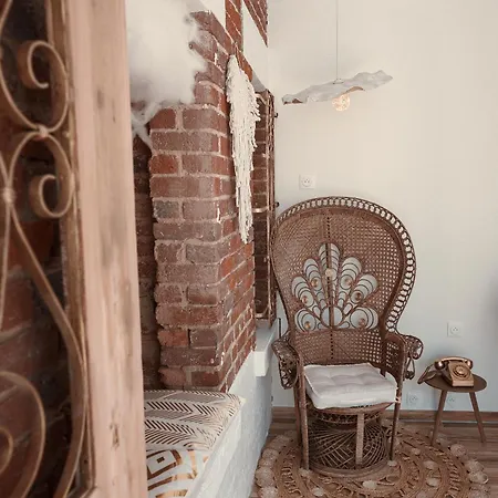 La Whiteroom De L'artois Motel para Casais *