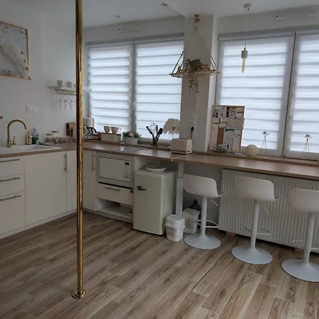 La Whiteroom De L'artois *